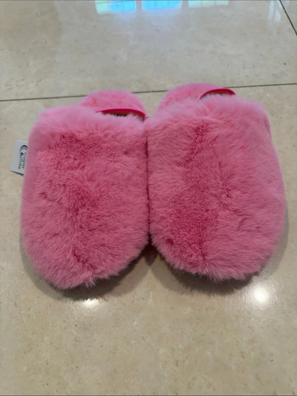 Kids Pink Fuzzy Slippers - Plush Comfort